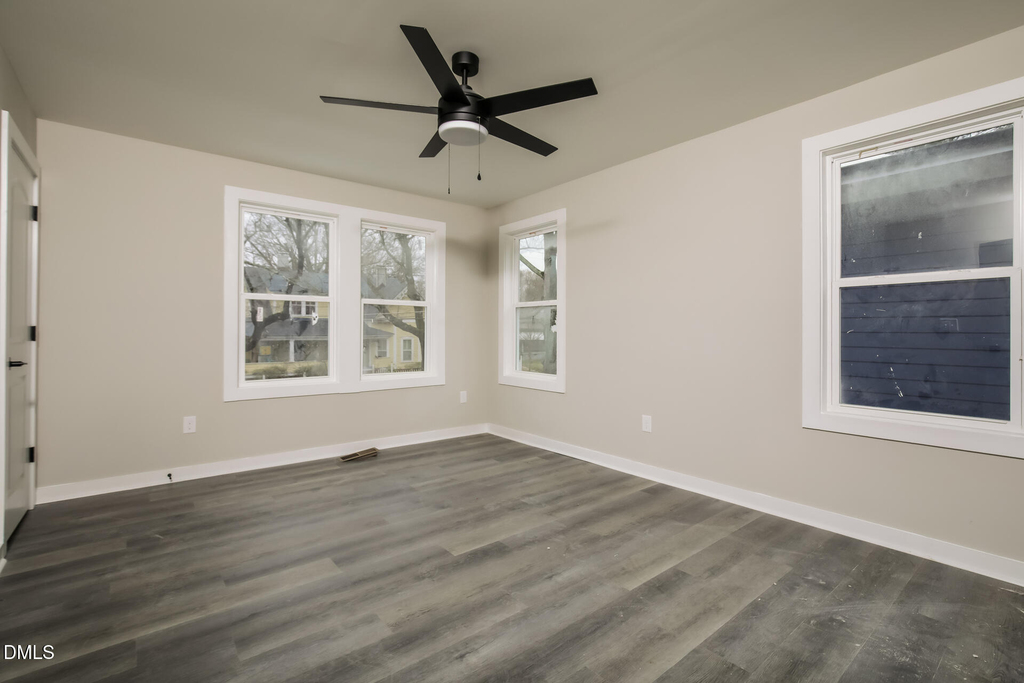202 S Driver Street - Photo 5
