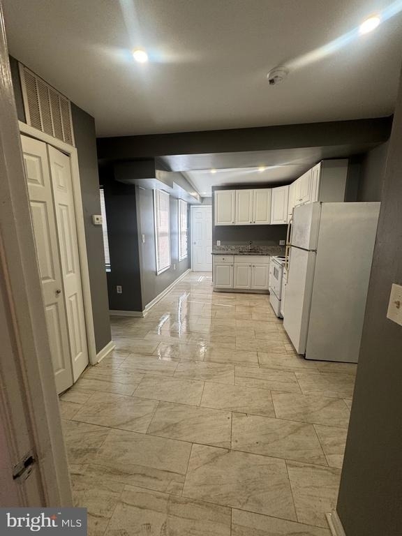 1108 N Bond Street - Photo 3