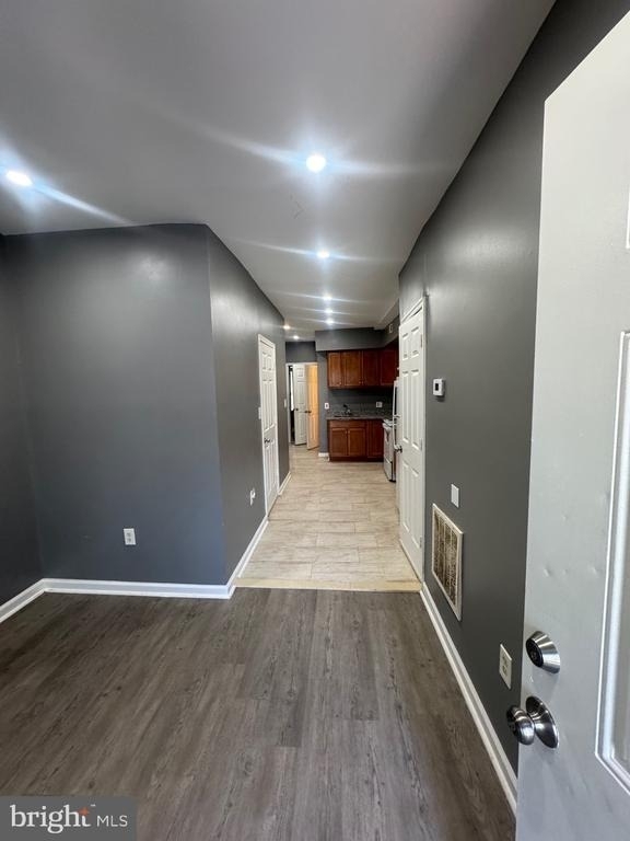 1108 N Bond Street - Photo 6