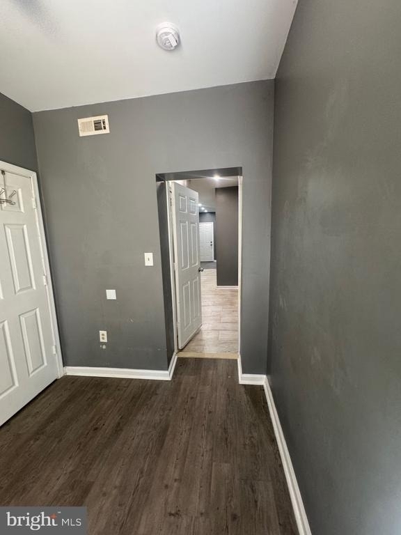 1108 N Bond Street - Photo 17