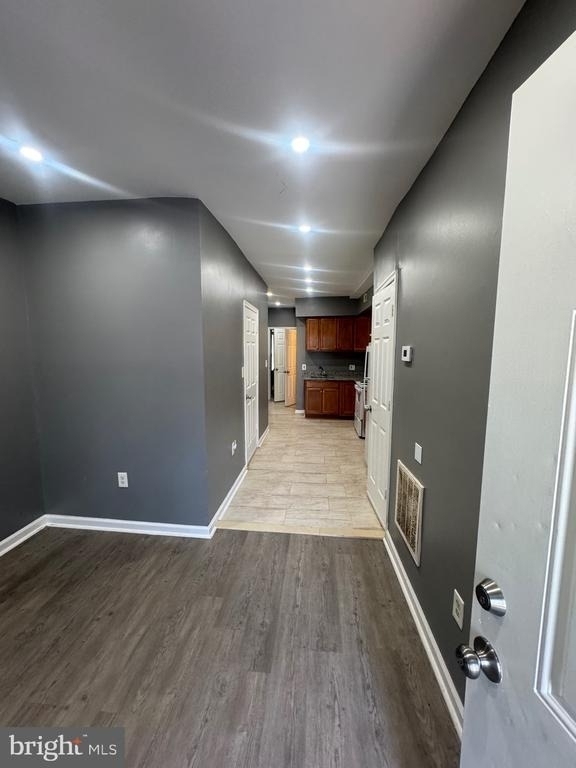 1108 N Bond Street - Photo 5