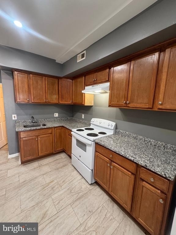 1108 N Bond Street - Photo 9
