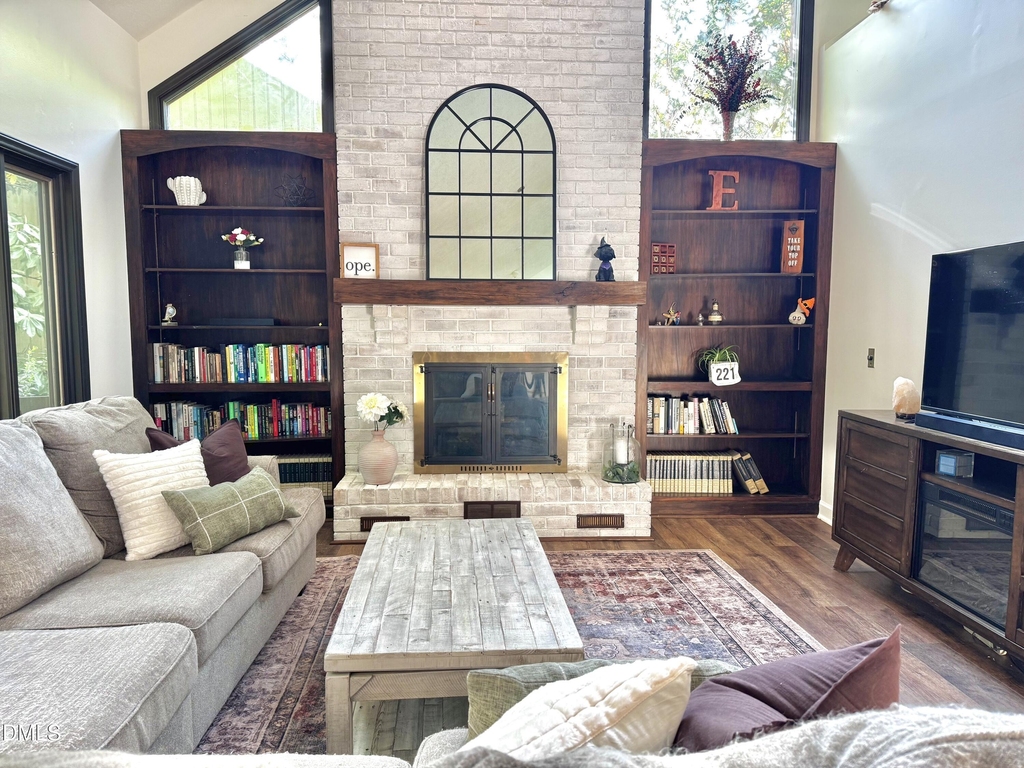 1723 Margarita - Photo 2