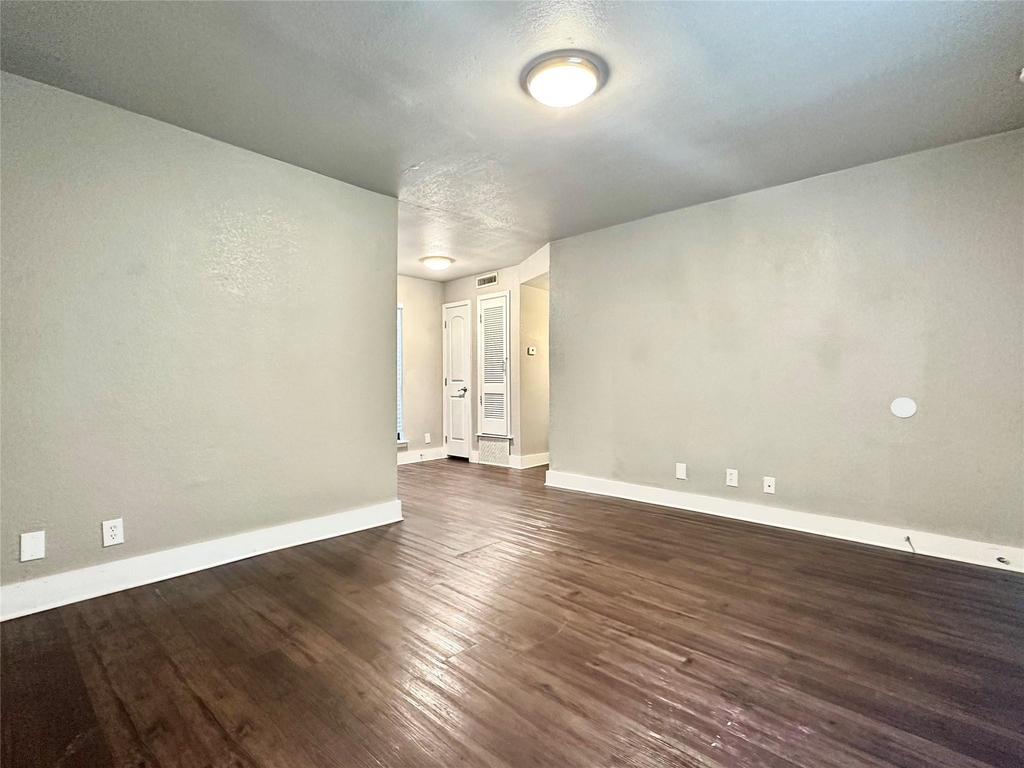 4316 Bull Creek Rd - Photo 3