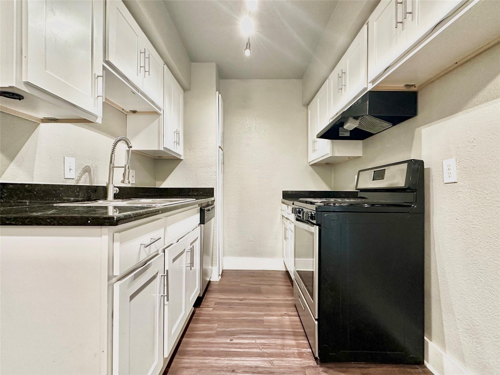 4316 Bull Creek Rd - Photo 1
