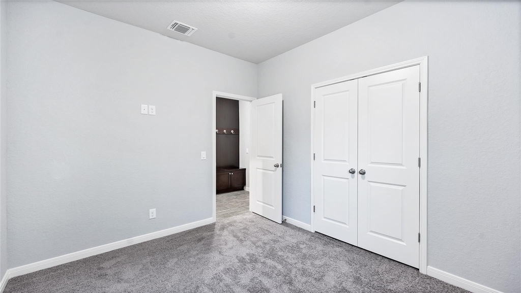 1941 Colonial Ave Ave - Photo 17