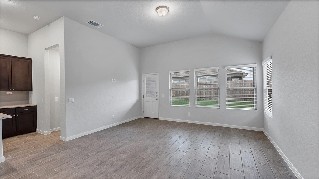1941 Colonial Ave Ave - Photo 7