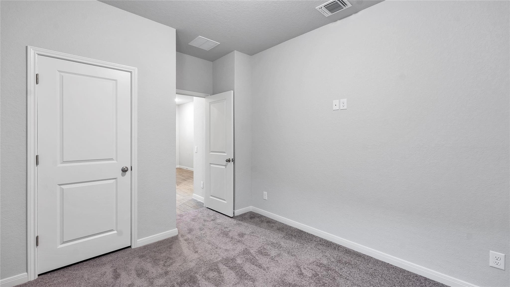 1941 Colonial Ave Ave - Photo 20