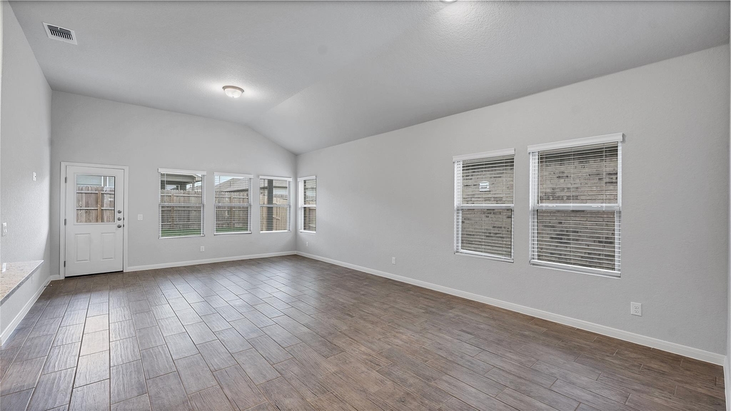 1941 Colonial Ave Ave - Photo 6