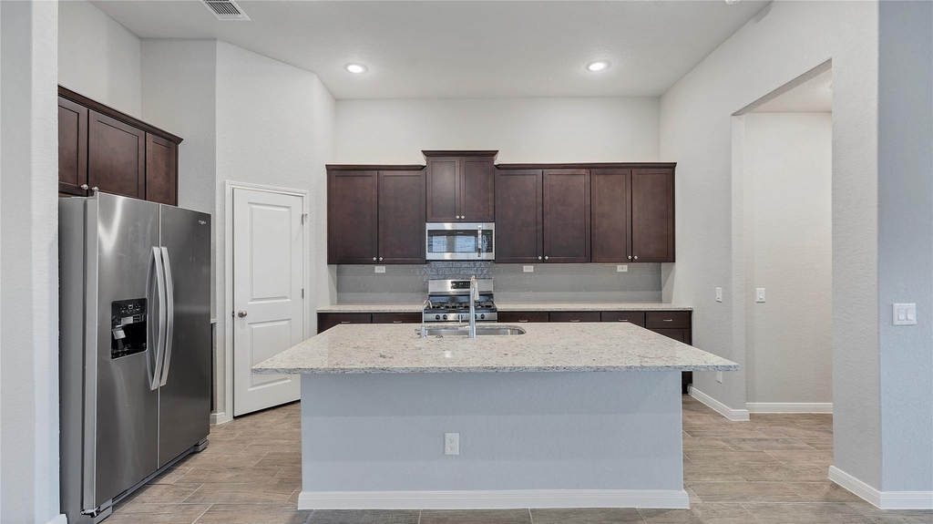 1941 Colonial Ave Ave - Photo 4