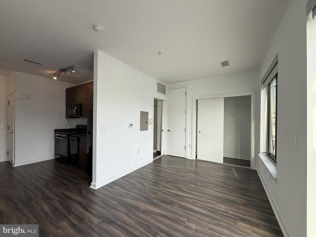 1250 9th Street Nw - Photo 4