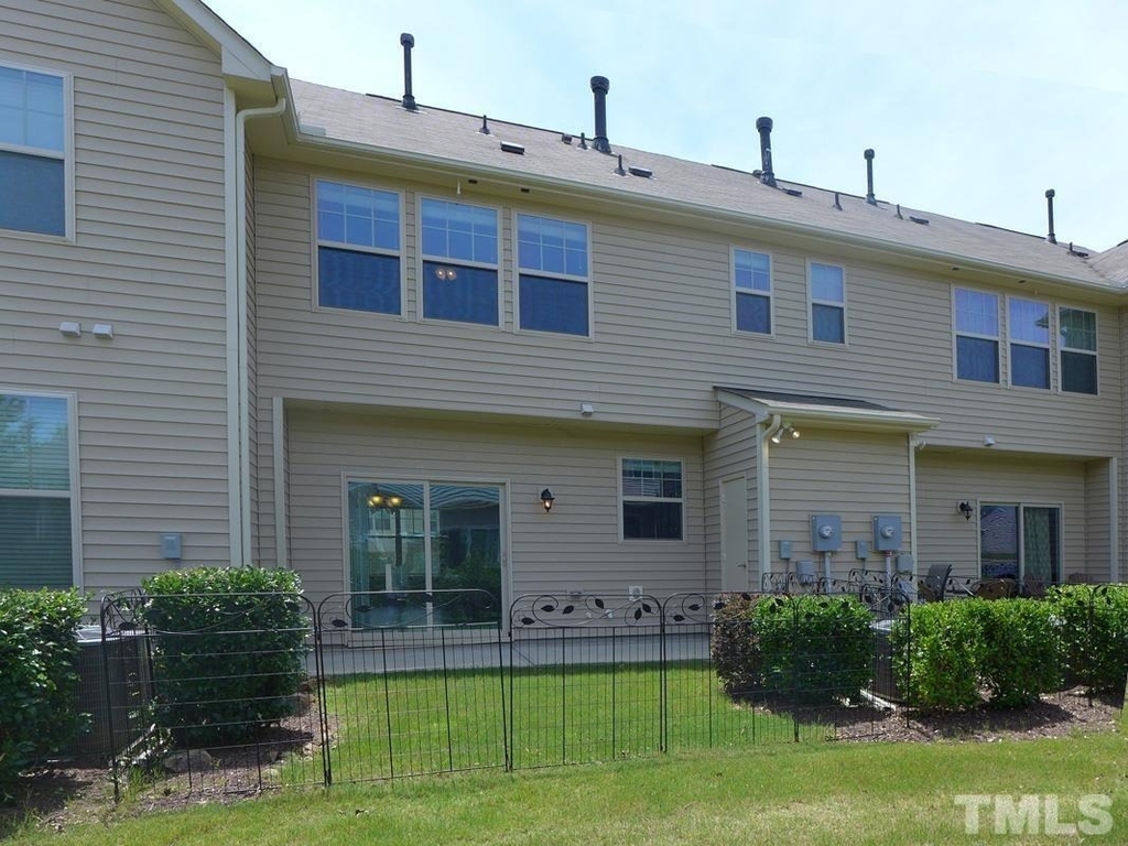 15 St Elias Drive - Photo 17