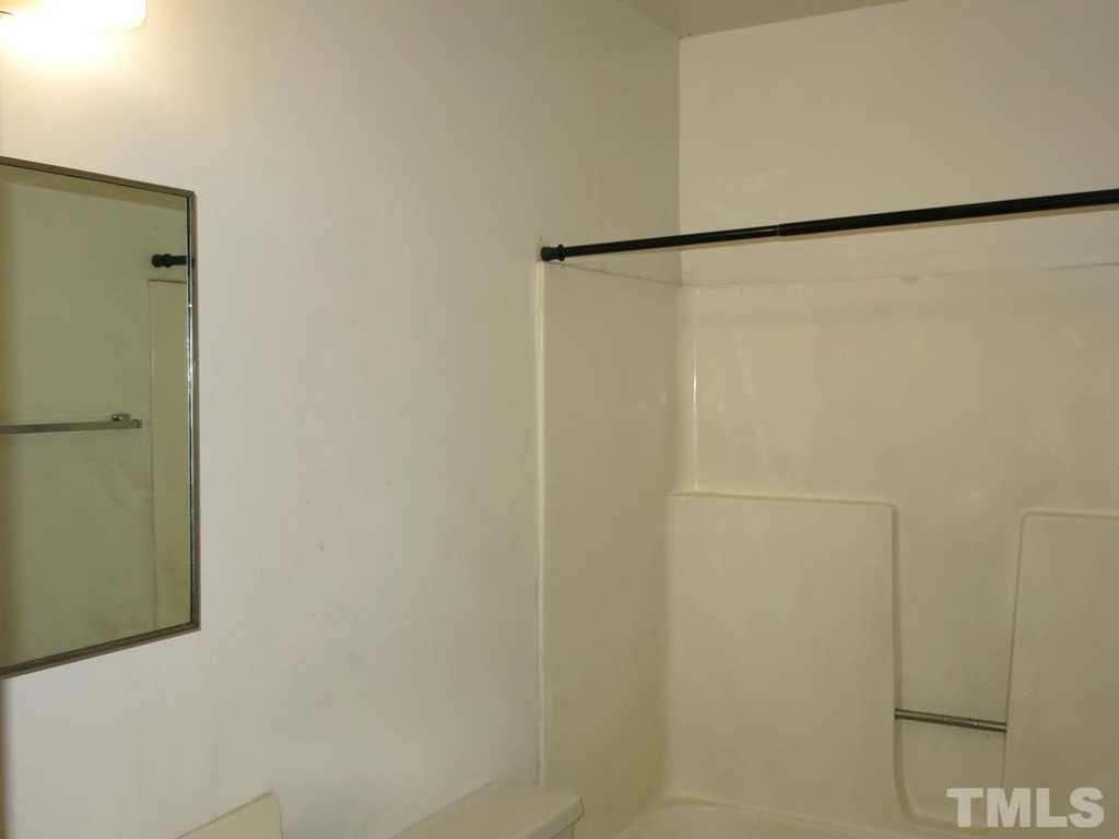 138 Marlowe Court - Photo 12