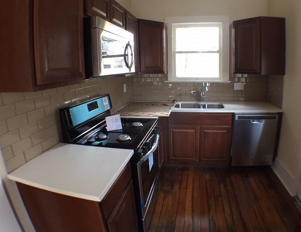 2904 West Ave - Photo 0