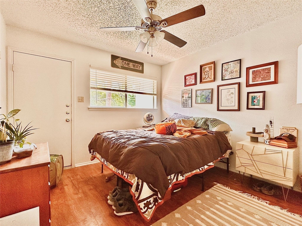 2801 Hemphill Park - Photo 3