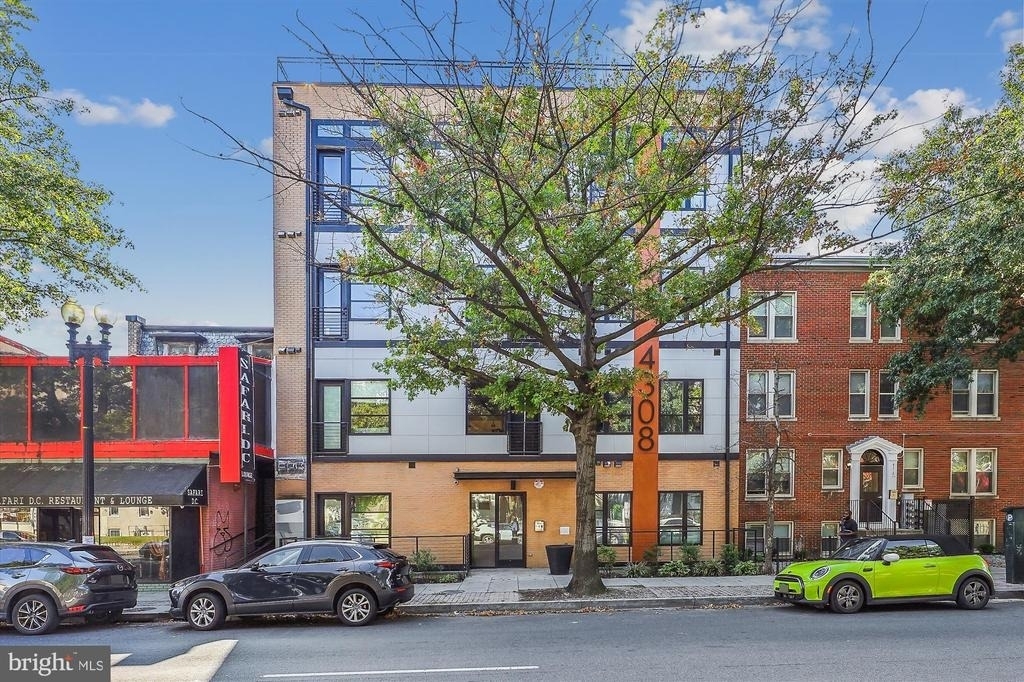 4308 Georgia Avenue Nw - Photo 0