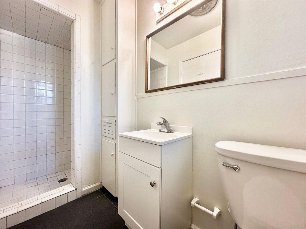2711 Hemphill Park - Photo 6