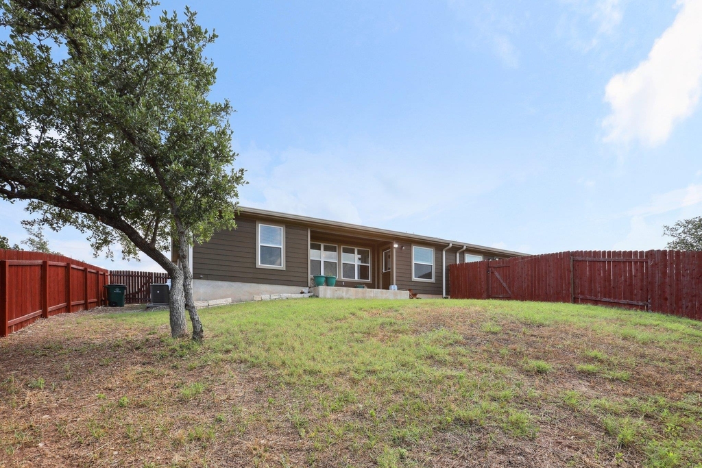 20111 Travis Dr - Photo 22