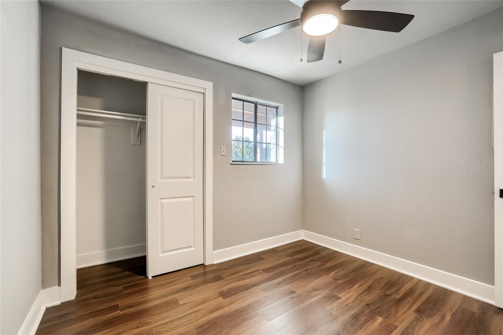 5909 Lago Vista Way D - Photo 19