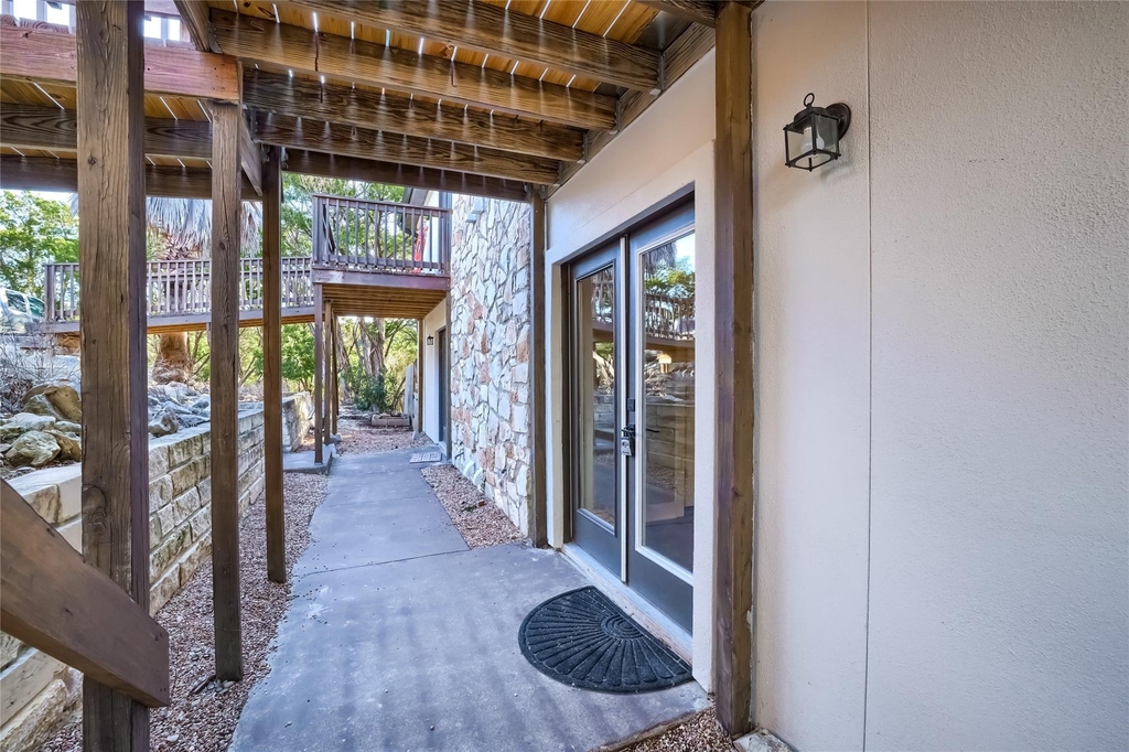 5909 Lago Vista Way D - Photo 2