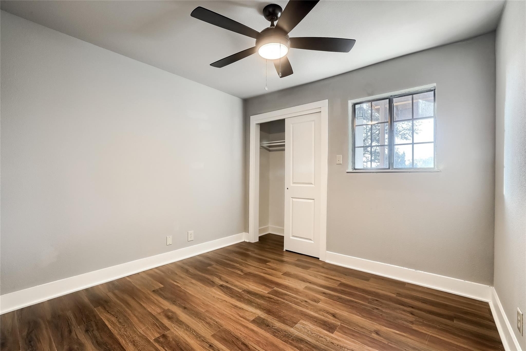 5909 Lago Vista Way D - Photo 18