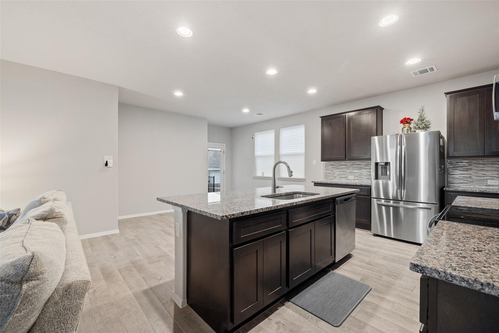 408 Black Opal Dr - Photo 10