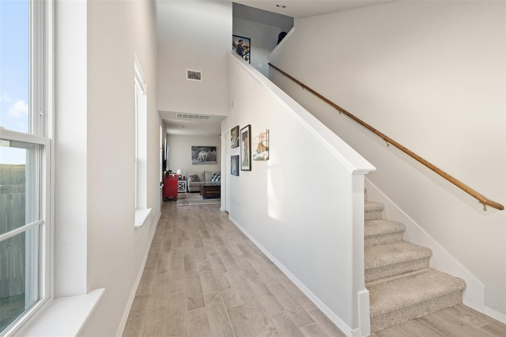 408 Black Opal Dr - Photo 2