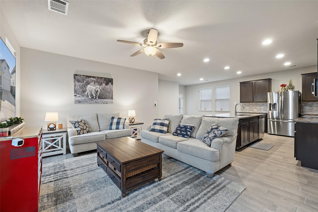 408 Black Opal Dr - Photo 5