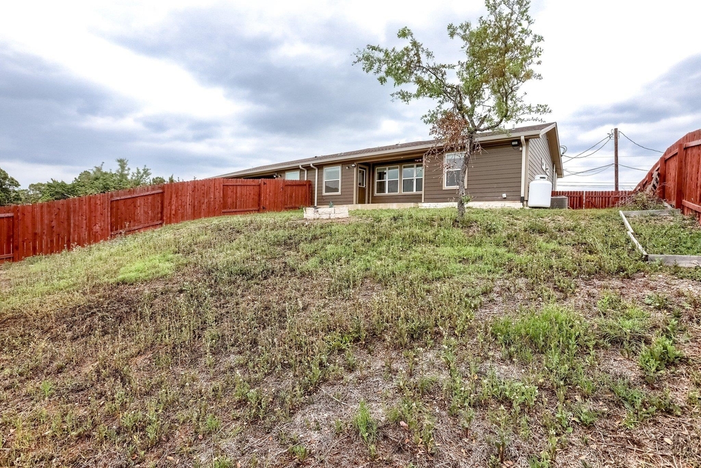 20111 Travis Dr - Photo 24