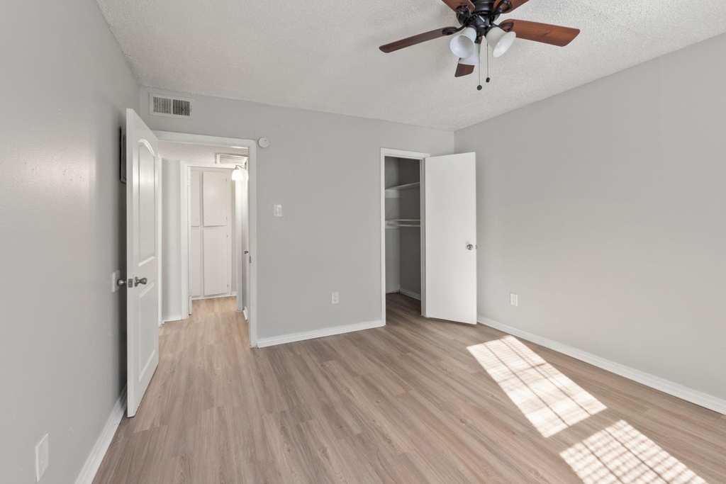 1720 Wooten Park Dr - Photo 14