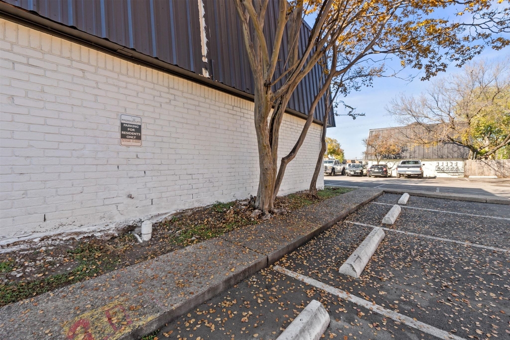1720 Wooten Park Dr - Photo 23