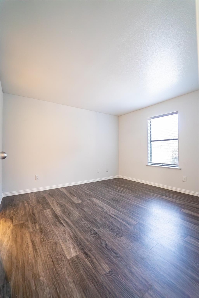 12300 Hymeadow Dr - Photo 14