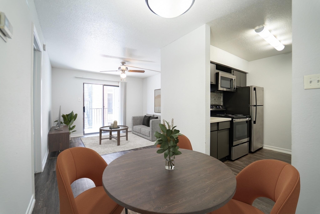 12300 Hymeadow Dr - Photo 10