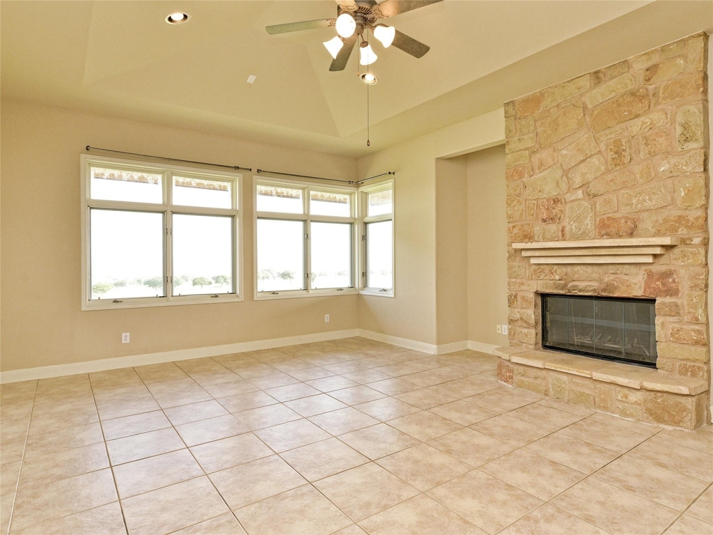 1908 Kahala Sunset Dr - Photo 4