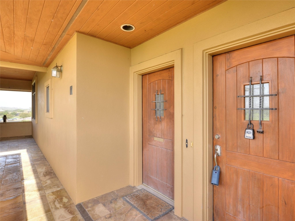 1908 Kahala Sunset Dr - Photo 3