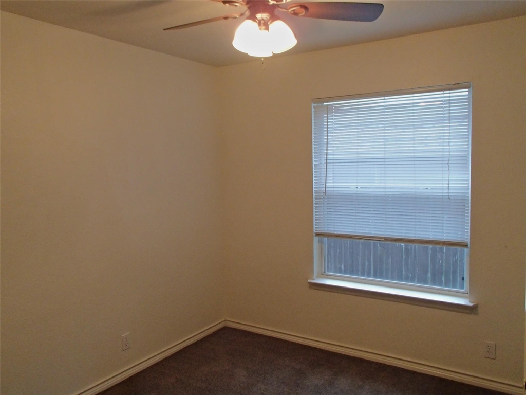 304 Tamara Dr - Photo 7