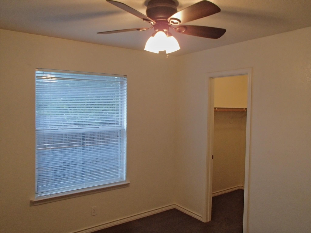 304 Tamara Dr - Photo 6