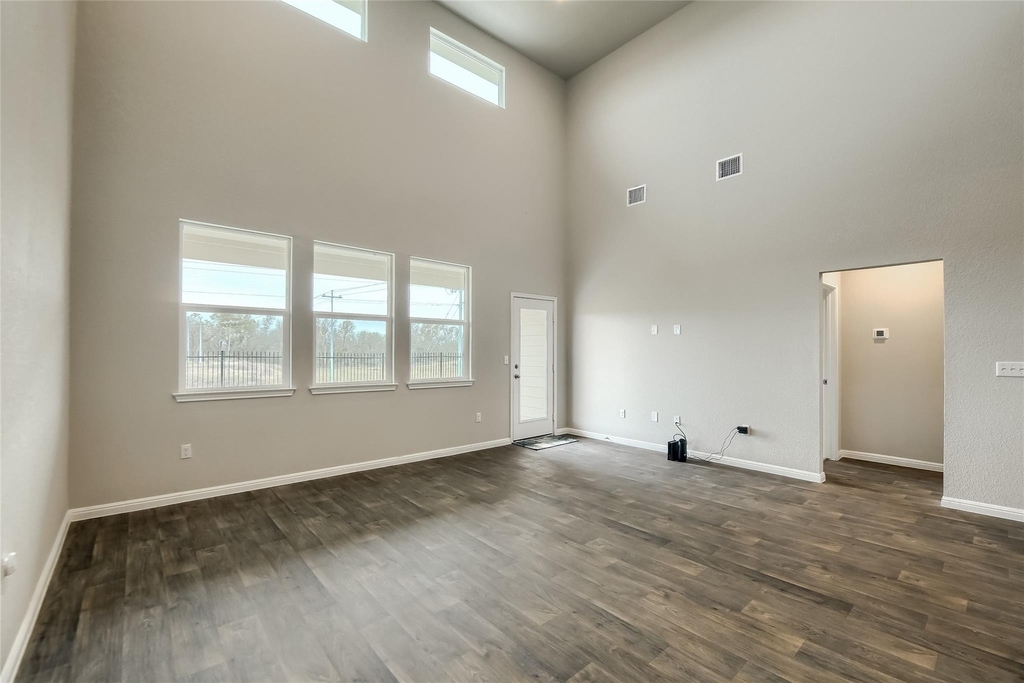 603 Bluffview Dr - Photo 6