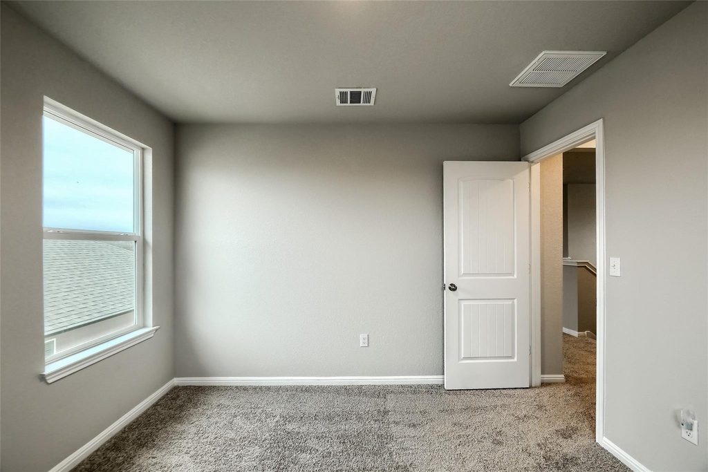 603 Bluffview Dr - Photo 18