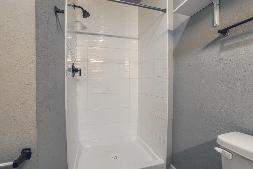 5909 Lago Vista Way - Photo 11