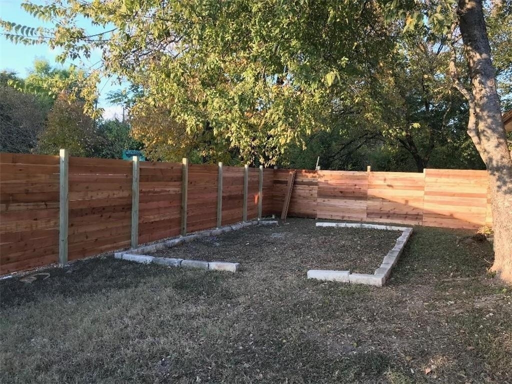 1302 E 52nd St - Photo 11