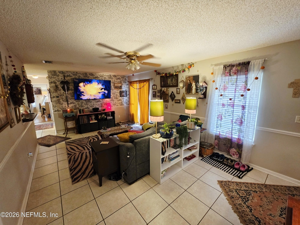 5671 Ellis Trace Drive - Photo 2