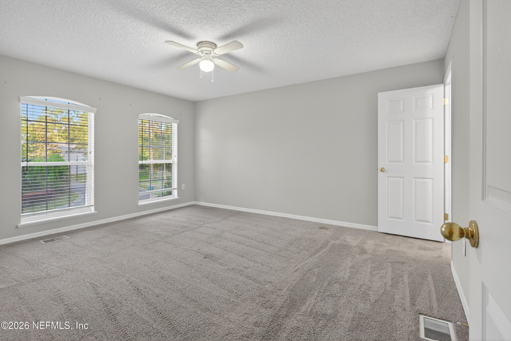 11816 Lake Bend Circle - Photo 18