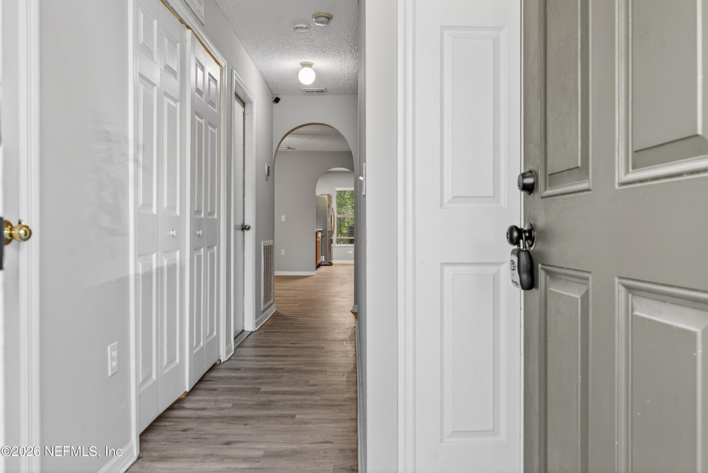 11816 Lake Bend Circle - Photo 3