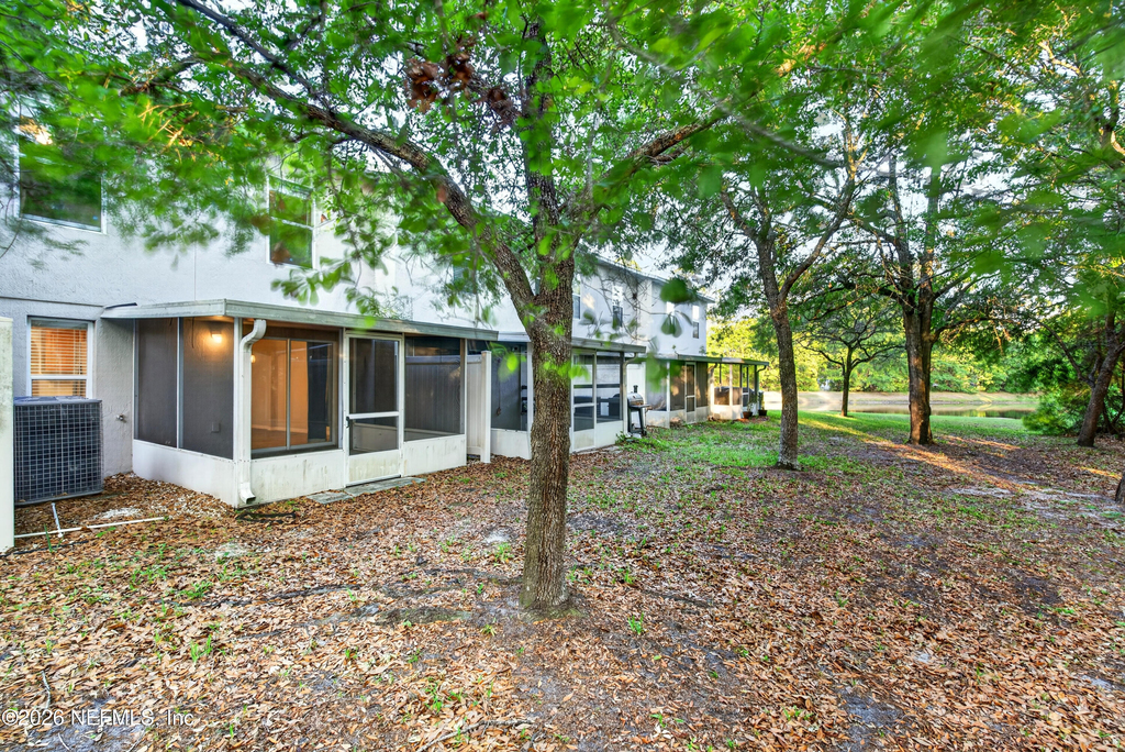 11816 Lake Bend Circle - Photo 32