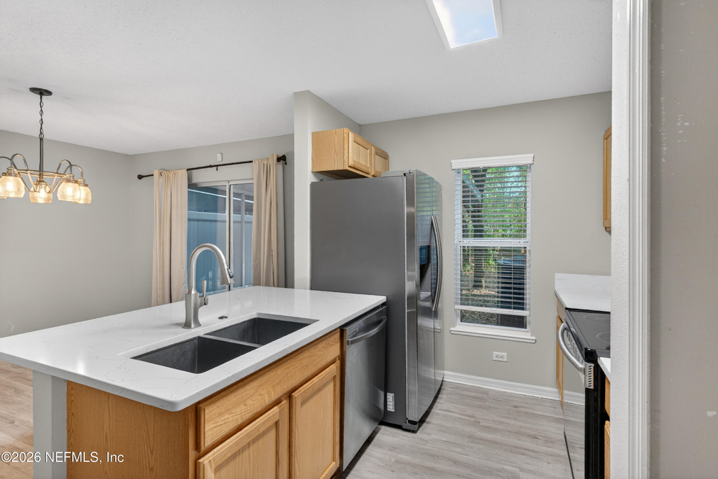 11816 Lake Bend Circle - Photo 13
