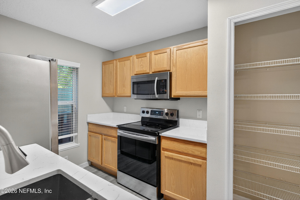11816 Lake Bend Circle - Photo 12