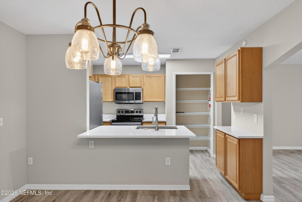 11816 Lake Bend Circle - Photo 10