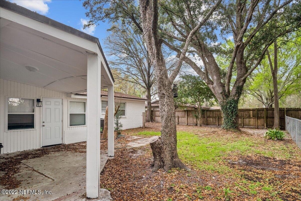 1683 Morningside Drive - Photo 26