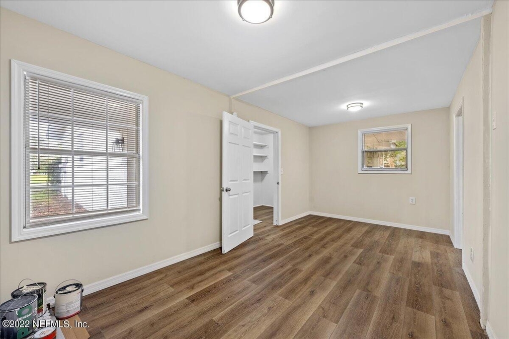 1683 Morningside Drive - Photo 14